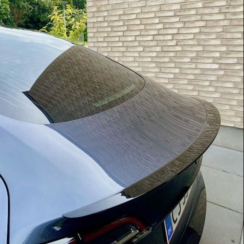 Spoilerpakke til Tesla Model 3
