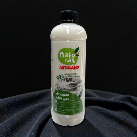 Autoland Natural shampoo med voks – flaske på sort baggrund