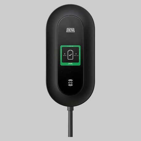 DEFA ladeboks uden type 2 kabel rundt om.