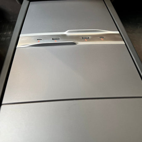 USB hub til Tesla Model 3 Highland og Model Y Juniper – billede 3