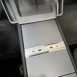 USB hub til Tesla Model 3 Highland og Model Y Juniper