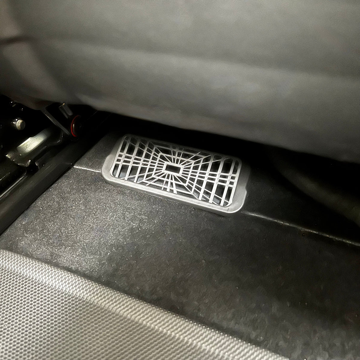 Cover til ventilationskanal til Tesla Model 3 Highland