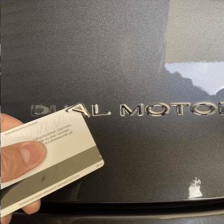 Dual Motor emblem til Tesla – billede 4