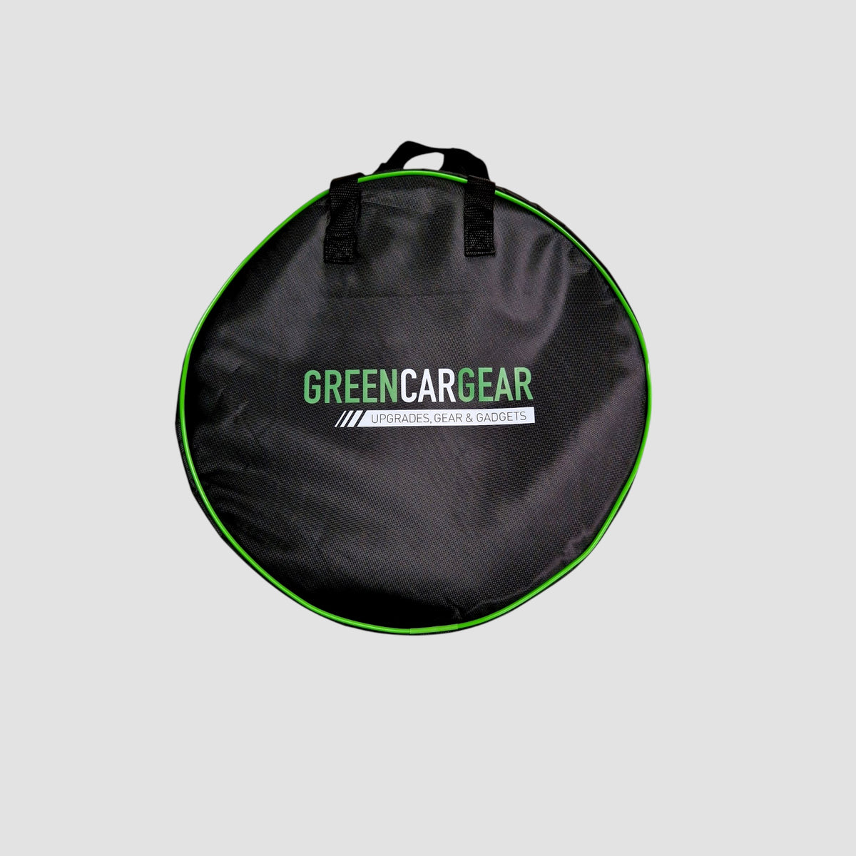 Opbevaringstaske til ladekabel eller mobil lader med GreenCarGear logo.