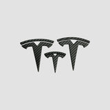 Tre Tesla T-emblem covers i carbonfiber i forskellige størrelser til Model 3